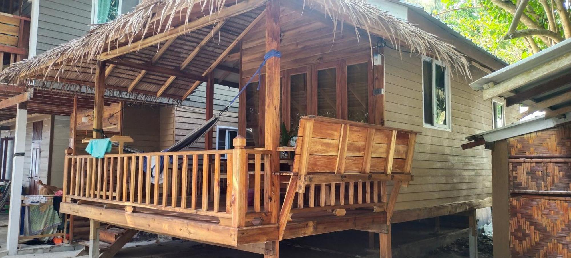 Hotel Lazy Hut Koh Phayam Exterior foto