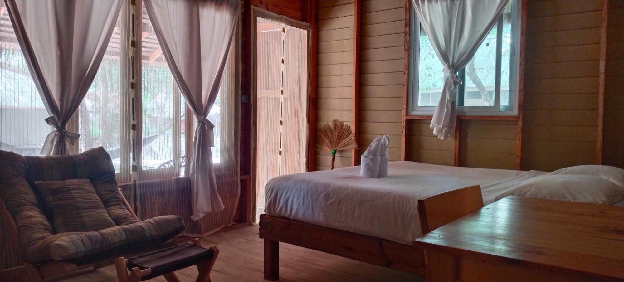 Hotel Lazy Hut Koh Phayam Exterior foto
