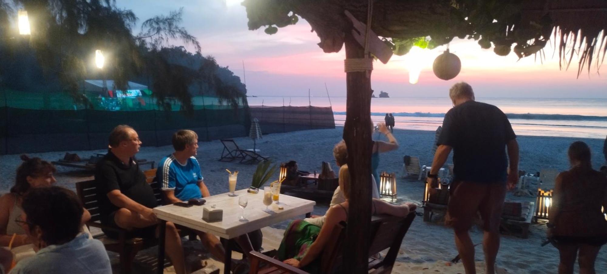 Hotel Lazy Hut Koh Phayam Exterior foto