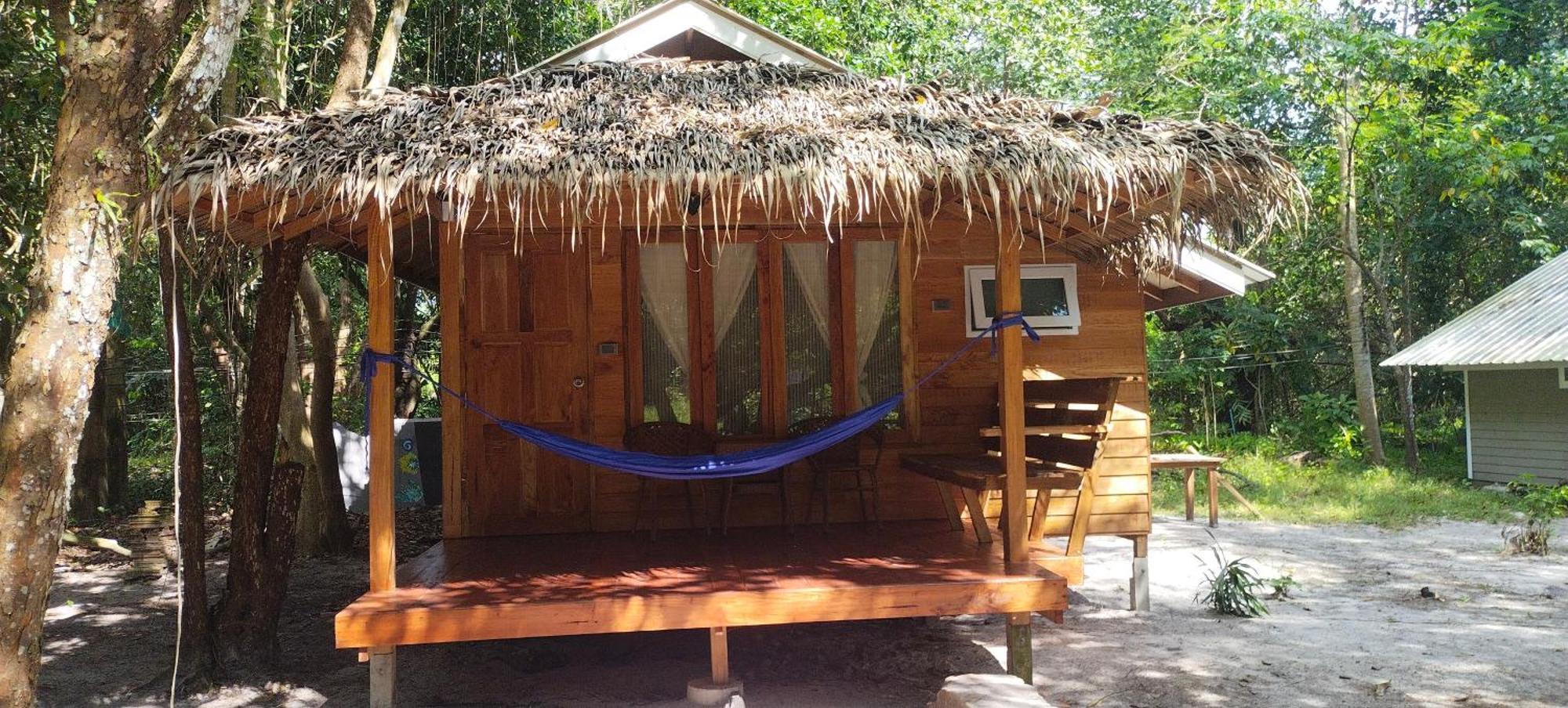 Hotel Lazy Hut Koh Phayam Exterior foto