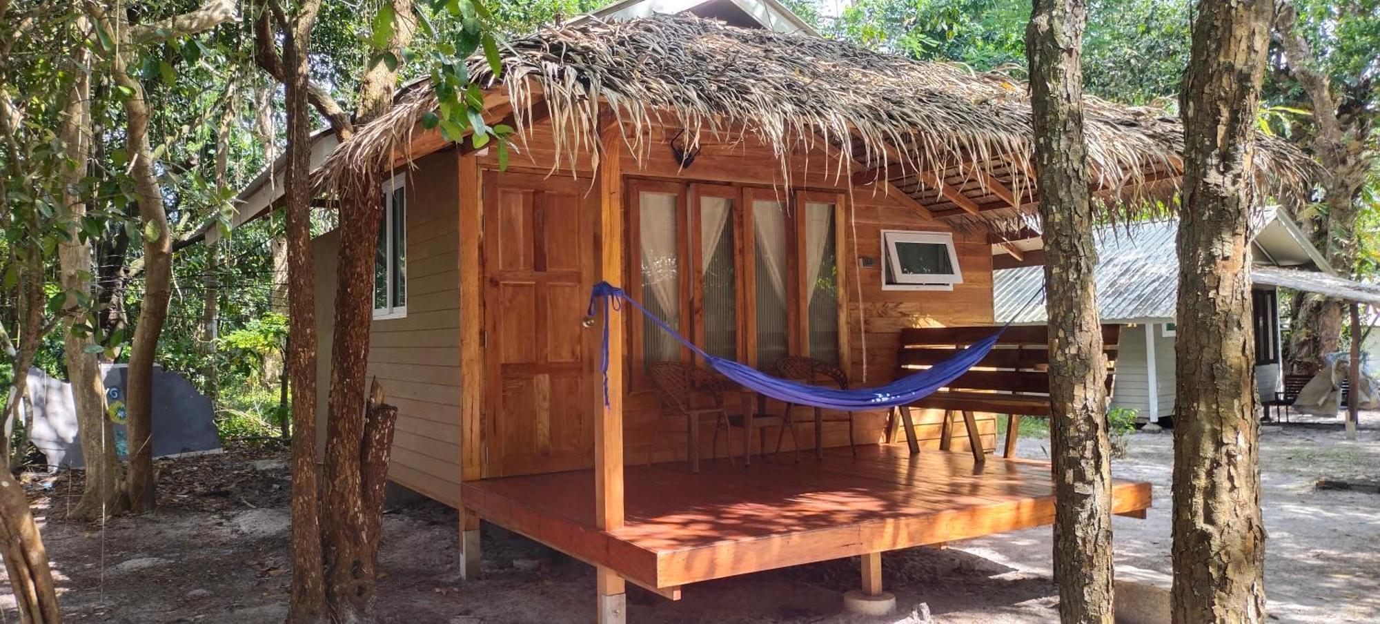 Hotel Lazy Hut Koh Phayam Exterior foto