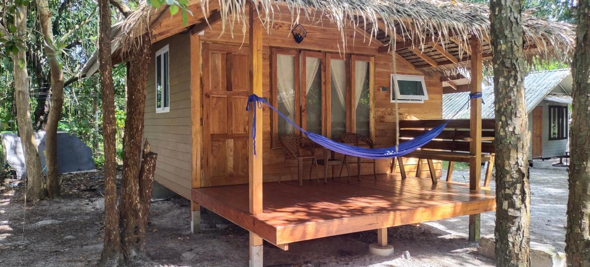 Hotel Lazy Hut Koh Phayam Exterior foto