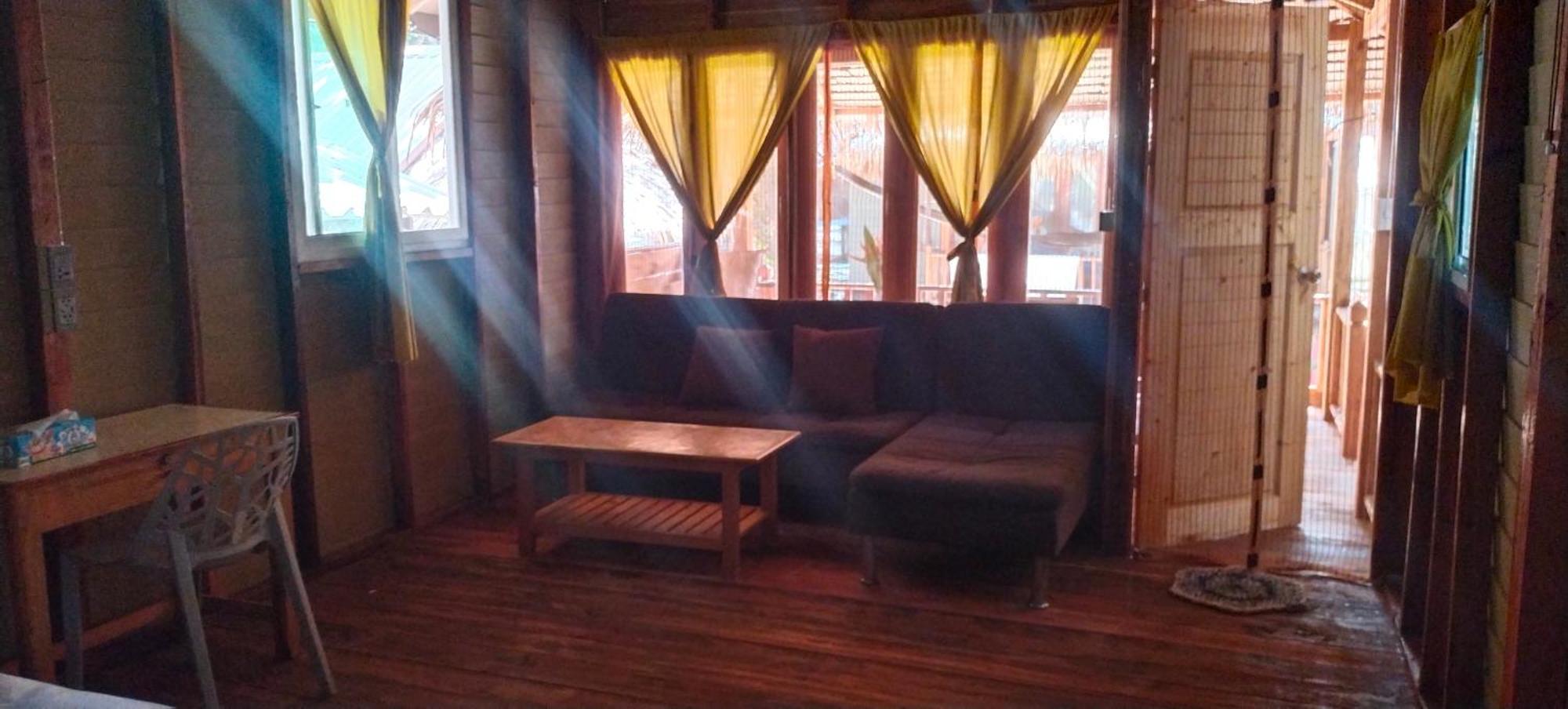 Hotel Lazy Hut Koh Phayam Exterior foto
