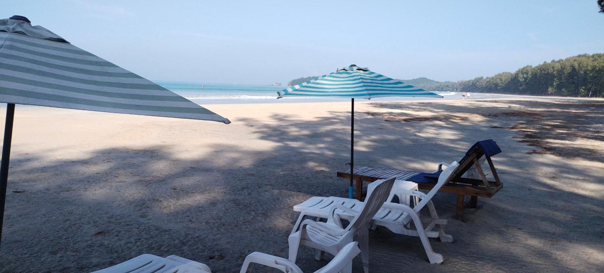 Hotel Lazy Hut Koh Phayam Exterior foto