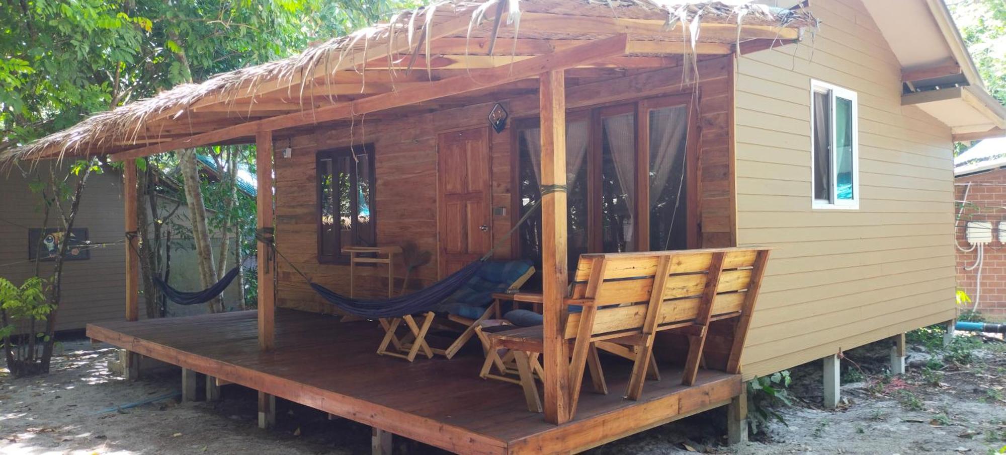 Hotel Lazy Hut Koh Phayam Exterior foto